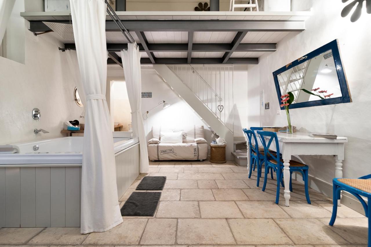 Palazzo Mandurino Luxury Relais Bed & Breakfast Zollino ภายนอก รูปภาพ