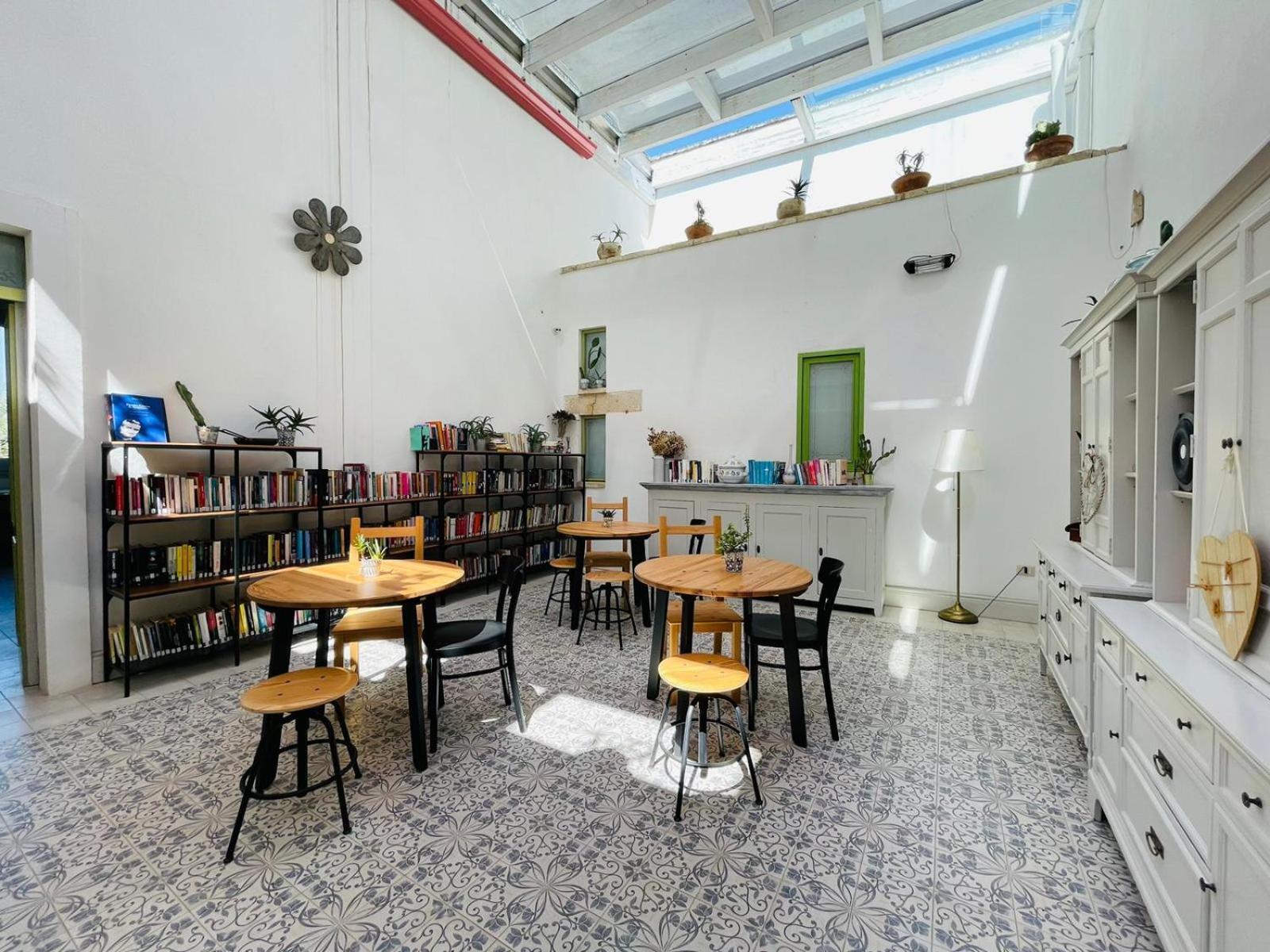 Palazzo Mandurino Luxury Relais Bed & Breakfast Zollino ภายนอก รูปภาพ