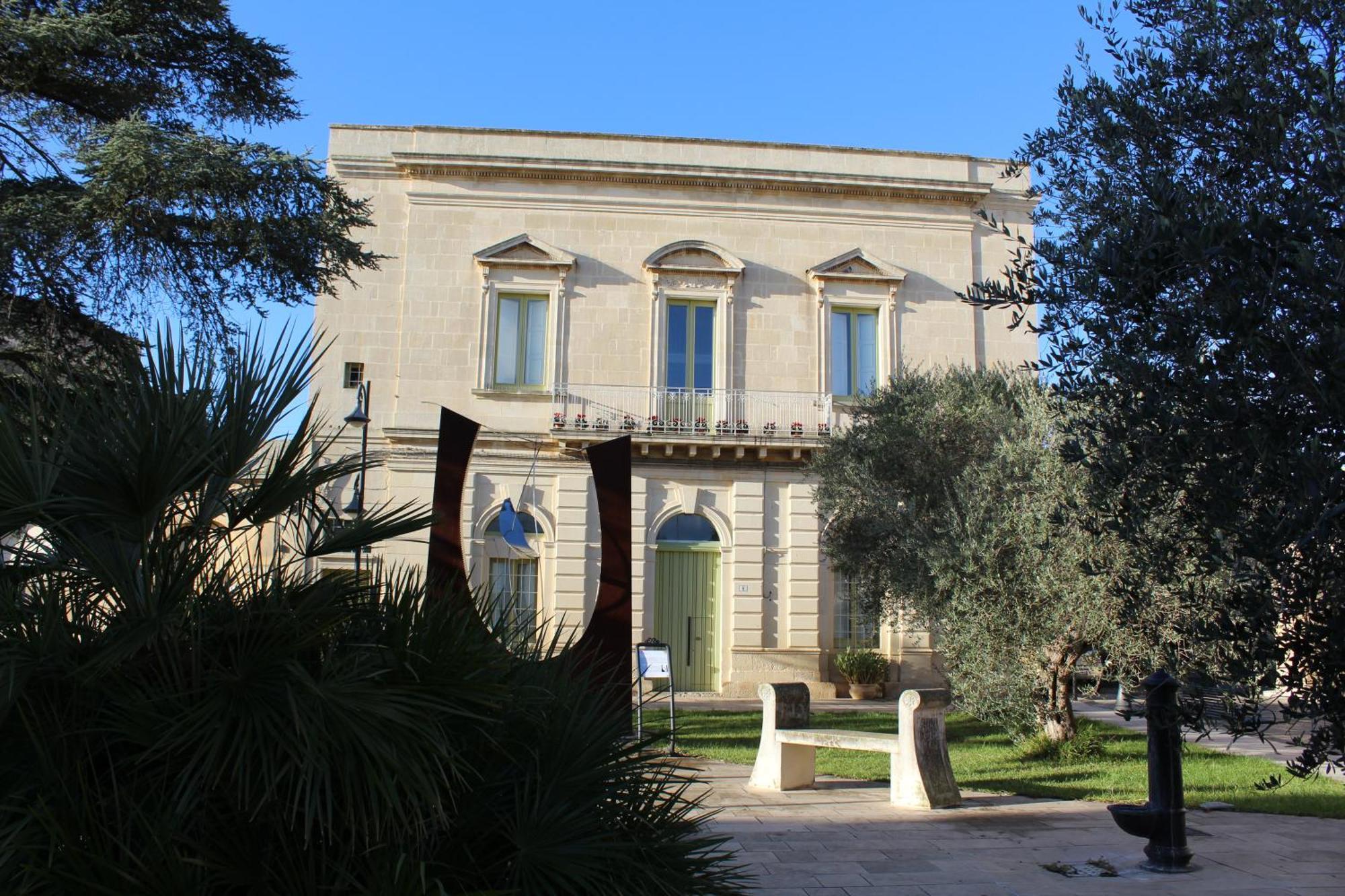 Palazzo Mandurino Luxury Relais Bed & Breakfast Zollino ภายนอก รูปภาพ
