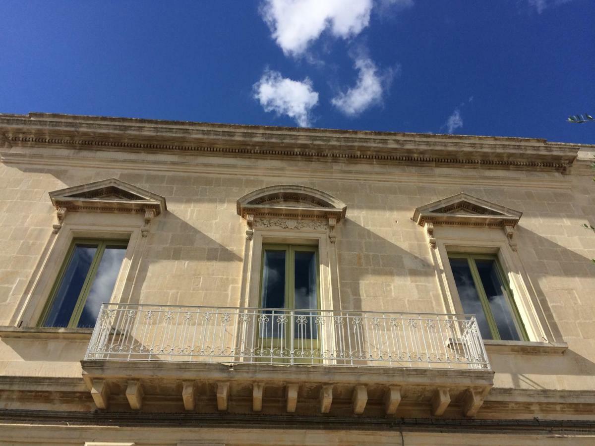 Palazzo Mandurino Luxury Relais Bed & Breakfast Zollino ภายนอก รูปภาพ