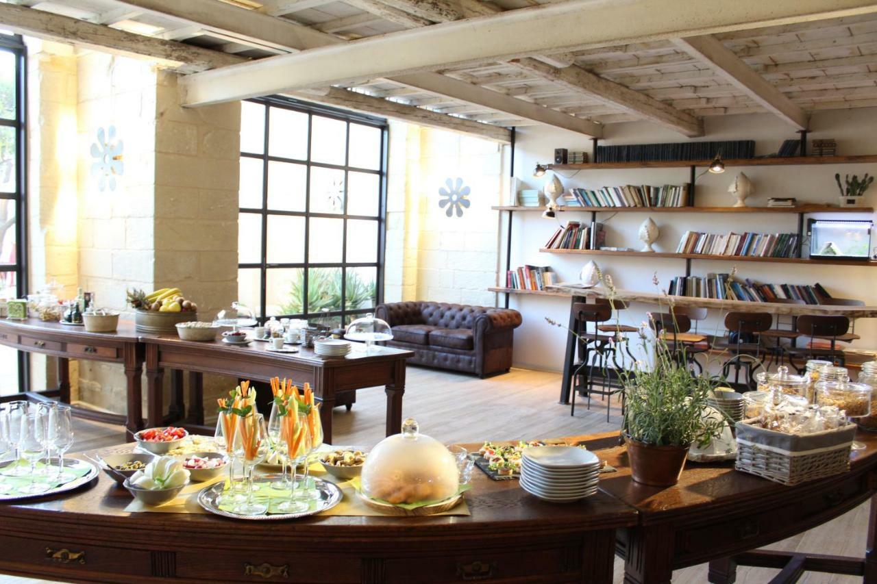Palazzo Mandurino Luxury Relais Bed & Breakfast Zollino ภายนอก รูปภาพ