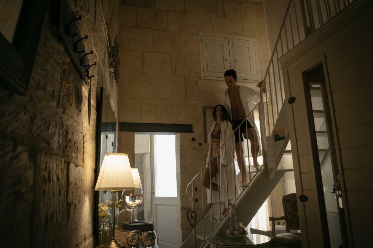 Palazzo Mandurino Luxury Relais Bed & Breakfast Zollino ภายนอก รูปภาพ